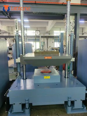 Bump Test Machine For High Speed Shock Test van toepassing op elektrische producten Voldoet aan MIL STD 810E, BS 2011