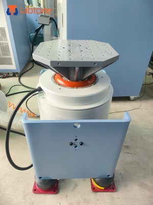 Maximale sinuskracht 300Kg.f piek (3KN) Luchtgekoelde trillingen test systeem voor batterij laboratoriumtest met UL1642 / UN38.3