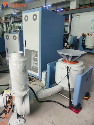 Maximale sinuskracht 300Kg.f piek (3KN) Luchtgekoelde trillingen test systeem voor batterij laboratoriumtest met UL1642 / UN38.3